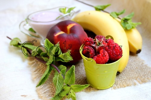 фруктовый салат с йогуртом - ингредиенты