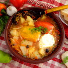 Суп с фаршированными перцами