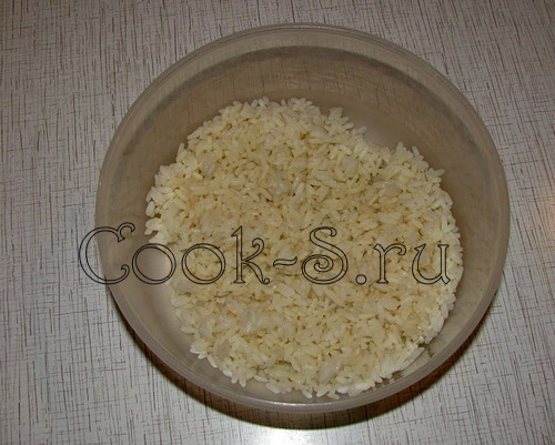 салат из крабовых палочек и кукурузы - рис