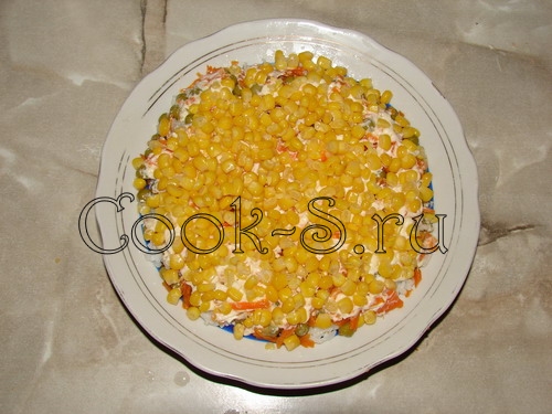 салат новогодняя ель - 7 слой - кукуруза