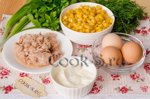 салат с тунцом консервированным и кукурузой - ингредиенты