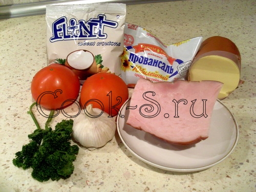салат с сухариками и ветчиной - ингредиенты