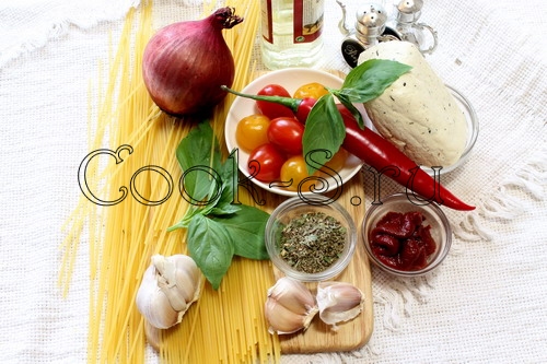 спагетти в соусе - ингредиенты