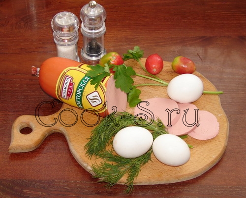 Яичница с колбасой - ингредиенты