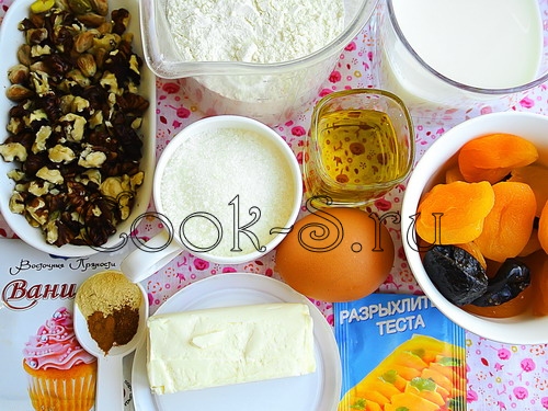 кекс с сухофруктами и орехами - ингредиенты