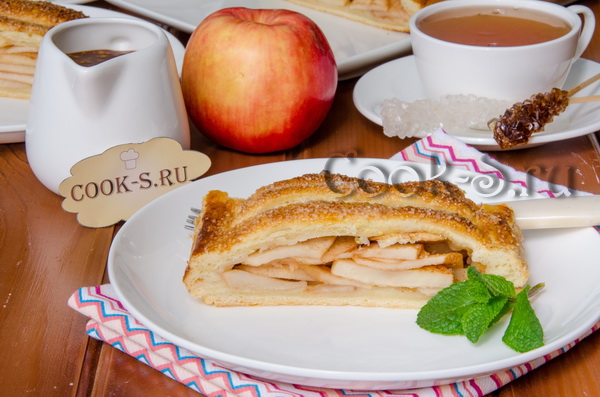 яблочный пирог из готового слоеного теста рецепт с фото