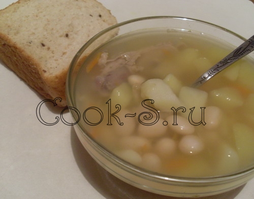 фасолевый суп 