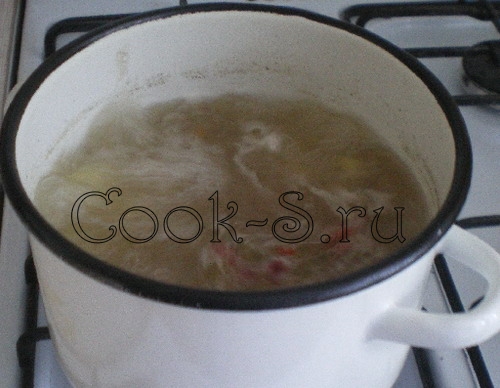 грибной суп из шампиньонов - положить в суп