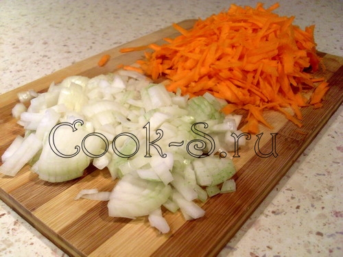 суп пюре из картофеля - лук и морковь