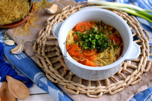 томатный суп с вермишелью