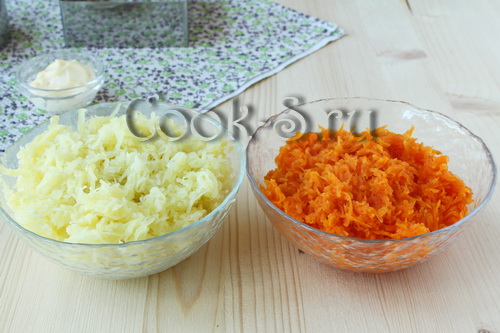 тертая морковь и картофель