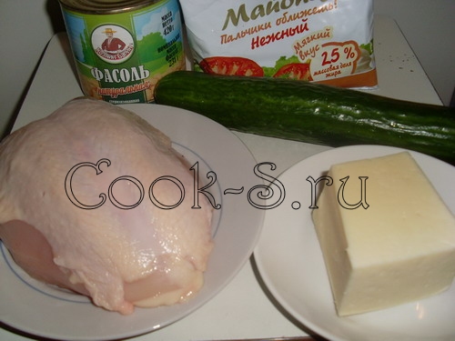 салат с фасолью и курицей - ингредиенты