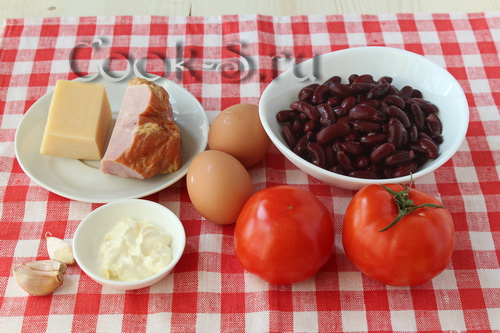 салат с фасолью ветчиной и помидорами - ингредиенты