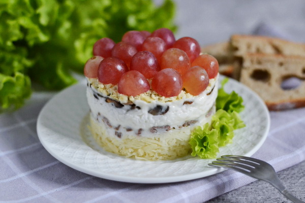 салат с говядиной и шампиньонами