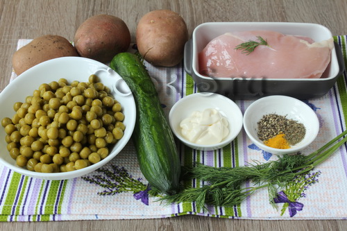 салат с курицей горошком и огурцом - ингредиенты