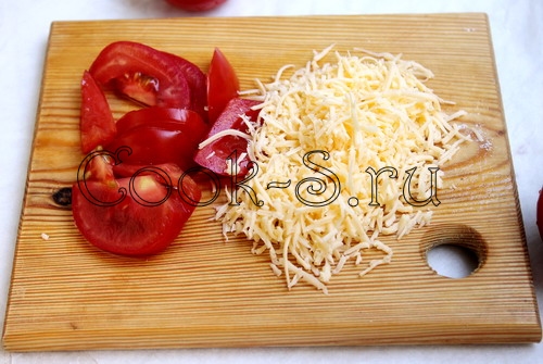 помидоры и сыр