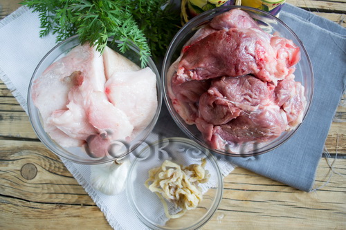 домашняя колбаса свиная - ингредиенты