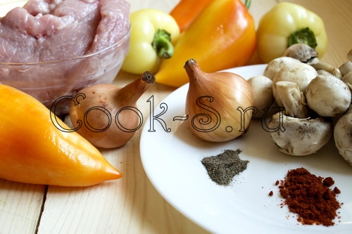 свинина с грибами и перцем - ингредиенты
