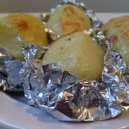 картофель запеченный в фольге
