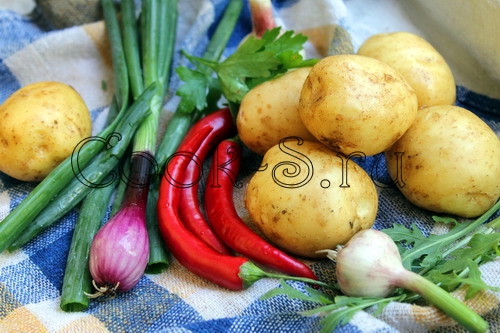 молодая картошка с зеленью - ингредиенты