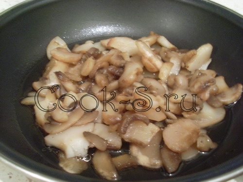 запеченный картофель с грибами - грибы
