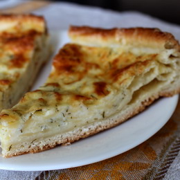 Пирог с творогом и сыром