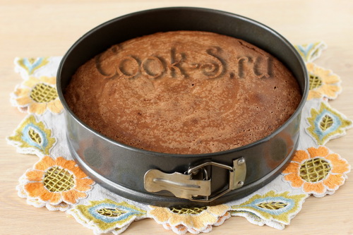 шоколадный бисквит для торта рецепт с фото пошагово
