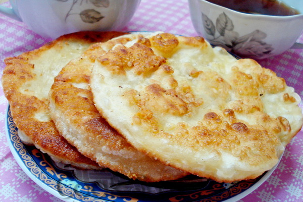 Пирожки-лепешки с картошкой и сыром