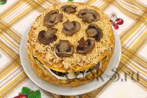 омлетный торт с грибами